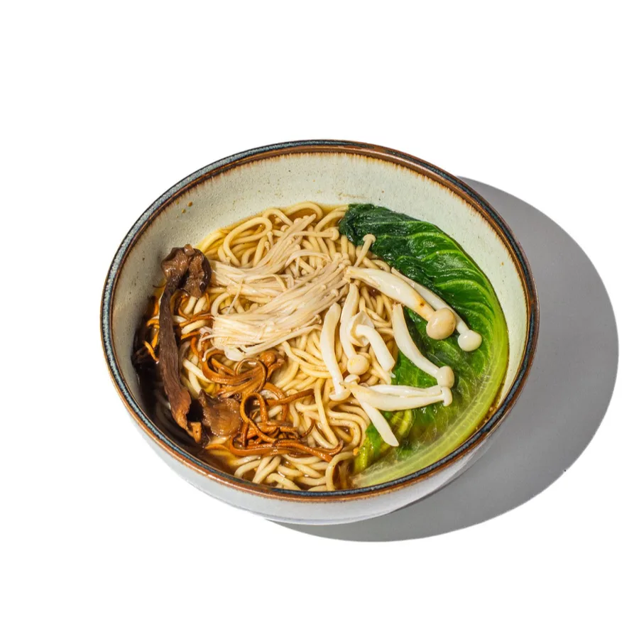 YU Nudelsuppe mit Erlesenen Pilzen