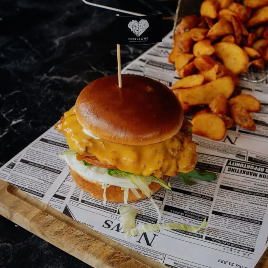 CHEESE BURGER