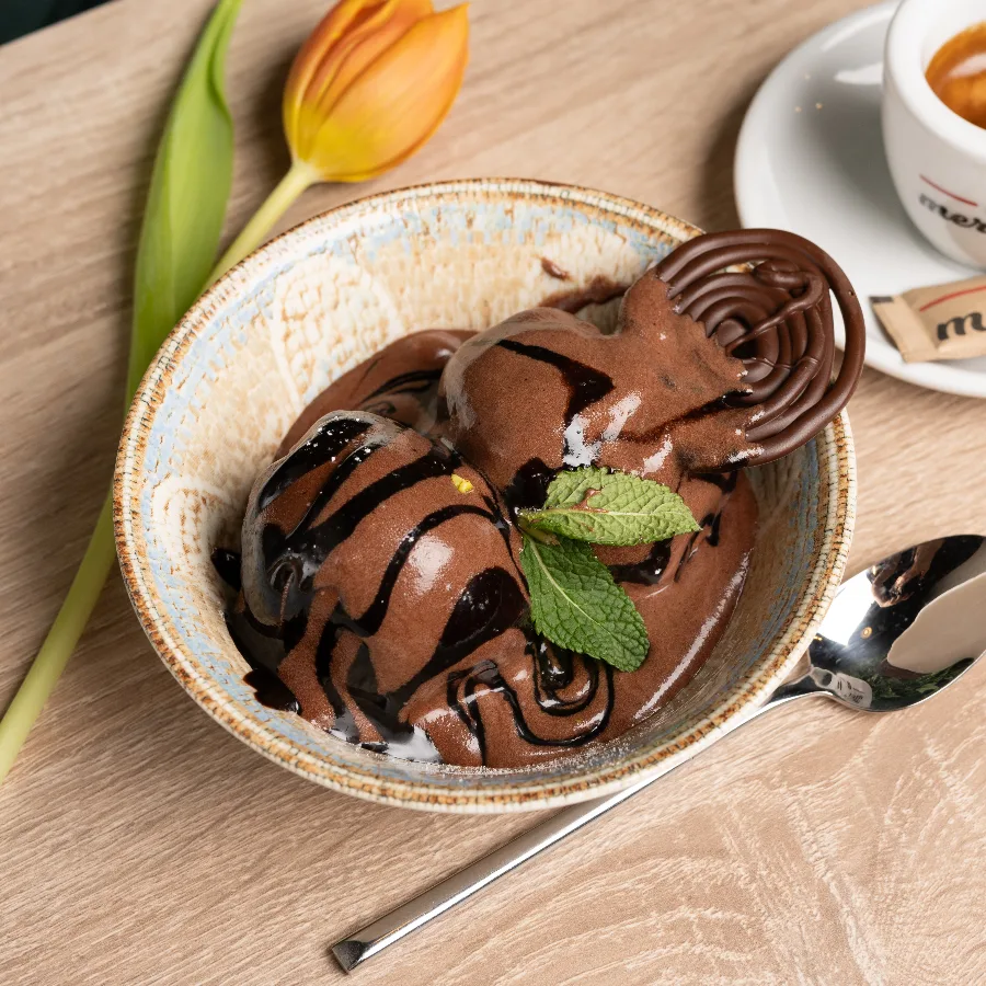 Profiterol al cioccolato