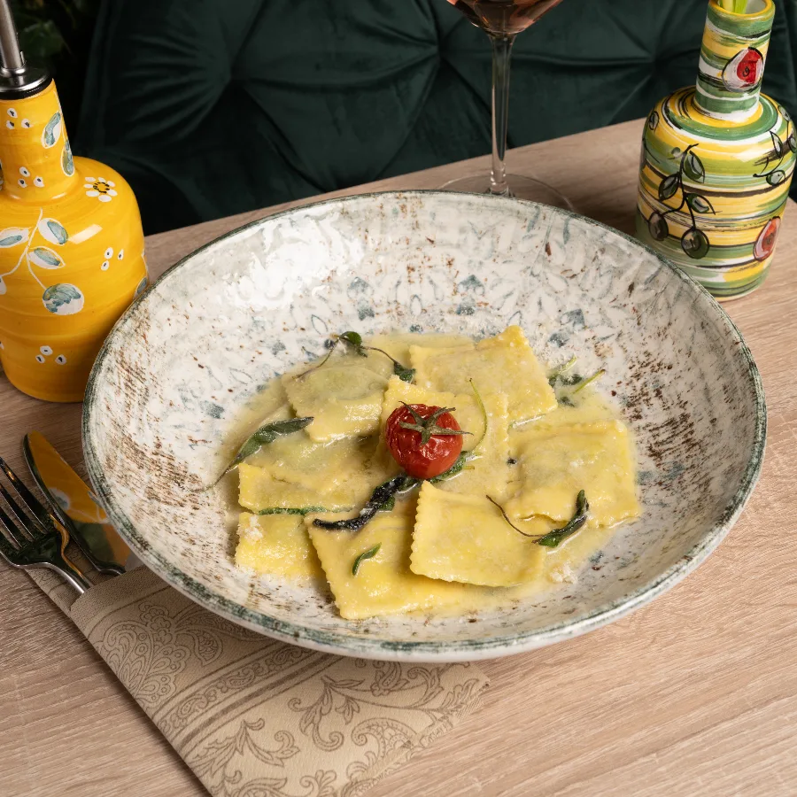 Ravioli quadrati